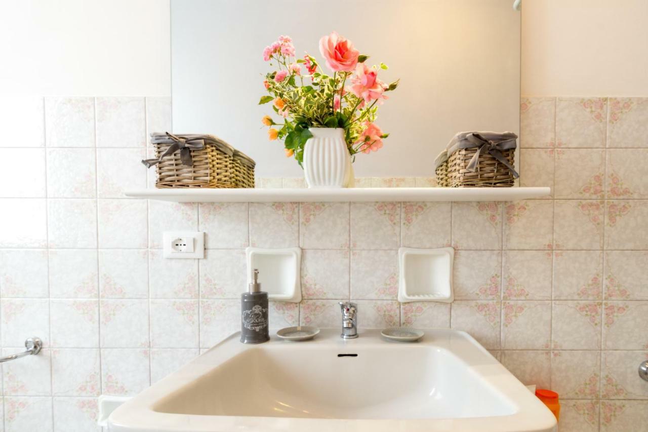 Bilocale Centro Biella Apartment Ngoại thất bức ảnh